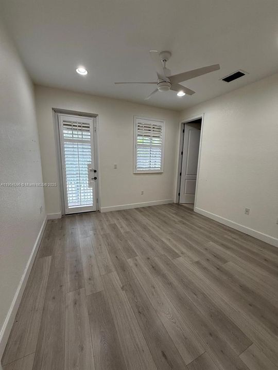 Recently Rented: $2,650 (2 beds, 2 baths, 1440 Square Feet)