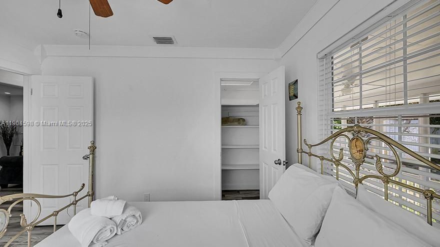 Ceiling Fan, Crown Molding, Drywall, Natural Light, Smoke Carbon Monoxide Detector, Vent, Walk In Closet, Wood Finish Floor, Baseboards Wall, Wood Finish Floor