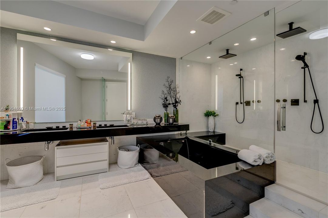 В аренду: $25,000 (3 спален, 4 ванн, 3171 Квадратных фут)