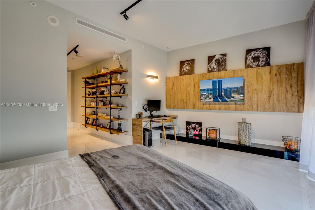 В аренду: $25,000 (3 спален, 4 ванн, 3171 Квадратных фут)