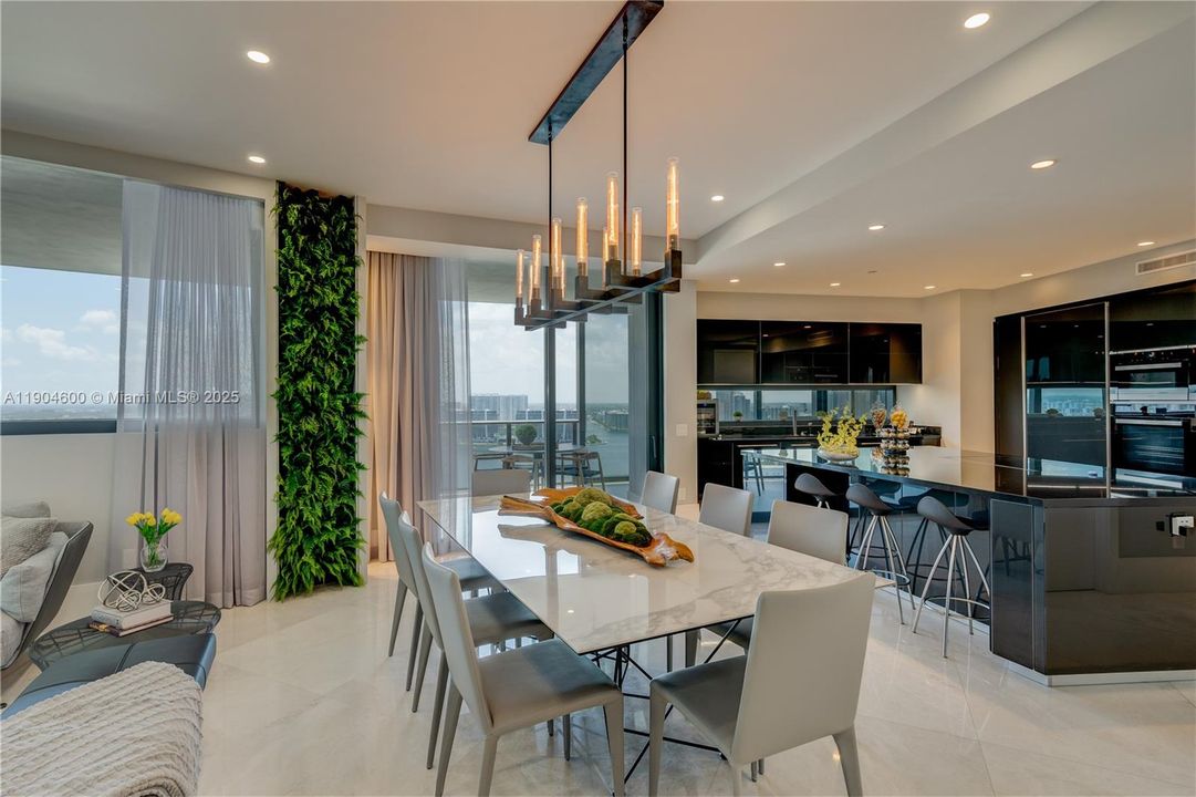 В аренду: $25,000 (3 спален, 4 ванн, 3171 Квадратных фут)