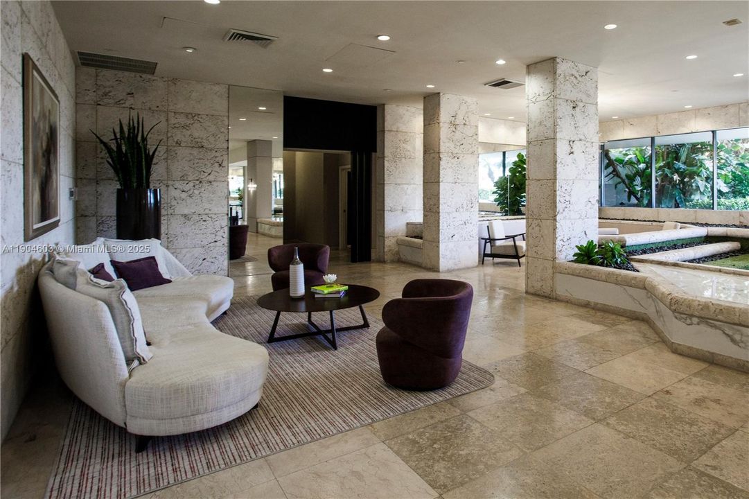 For Rent: $5,650 (2 beds, 2 baths, 1350 Square Feet)