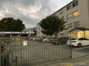 For Rent: $1,675 (1 beds, 1 baths, 662 Square Feet)