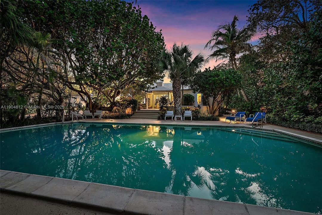 For Sale: $20,490,000 (5 beds, 5 baths, 4777 Square Feet)