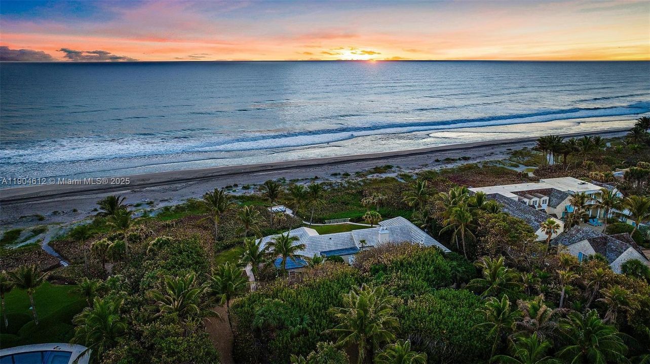 For Sale: $20,490,000 (5 beds, 5 baths, 4777 Square Feet)