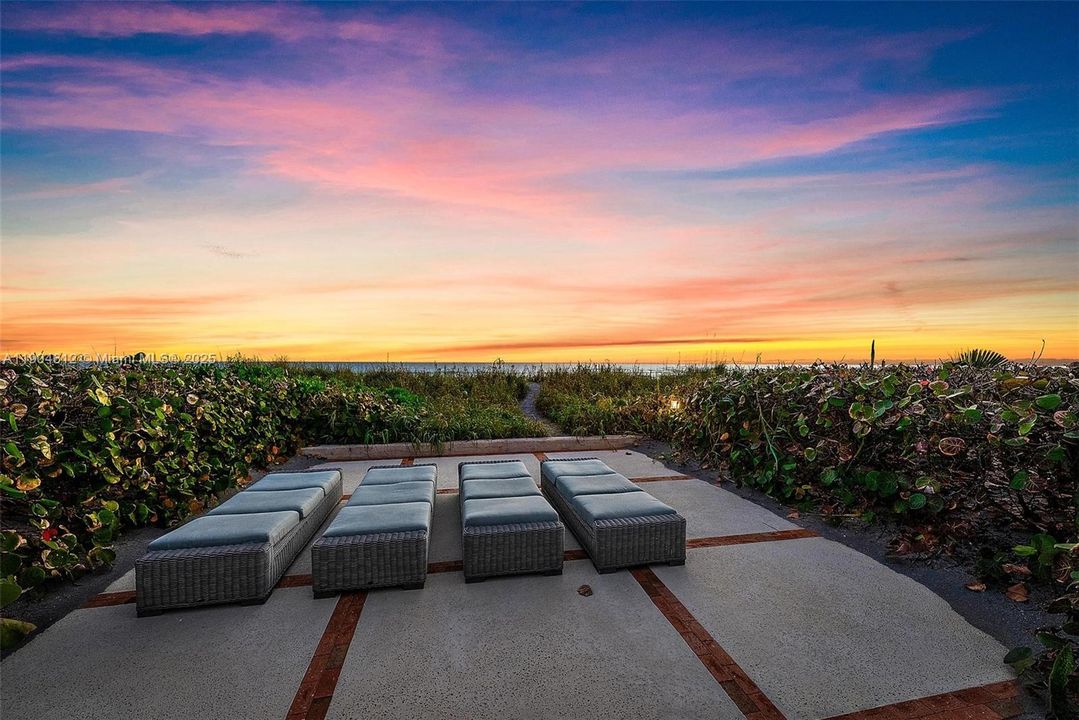 For Sale: $20,490,000 (5 beds, 5 baths, 4777 Square Feet)