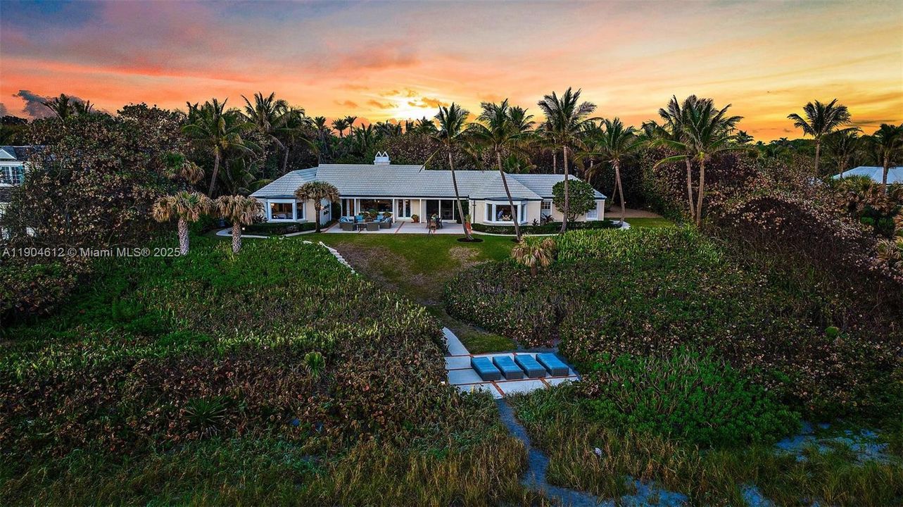 For Sale: $20,490,000 (5 beds, 5 baths, 4777 Square Feet)