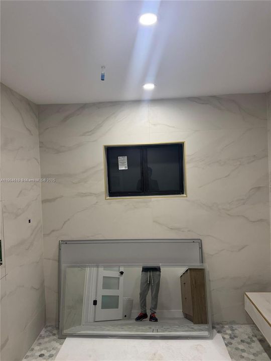 En Renta: $5,800 (6 camas, 4 baños, 2400 Pies cuadrados)