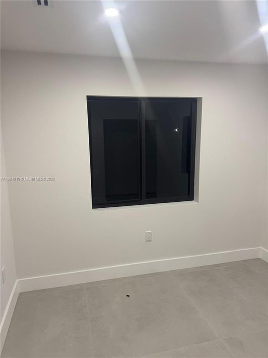 En Renta: $5,800 (6 camas, 4 baños, 2400 Pies cuadrados)