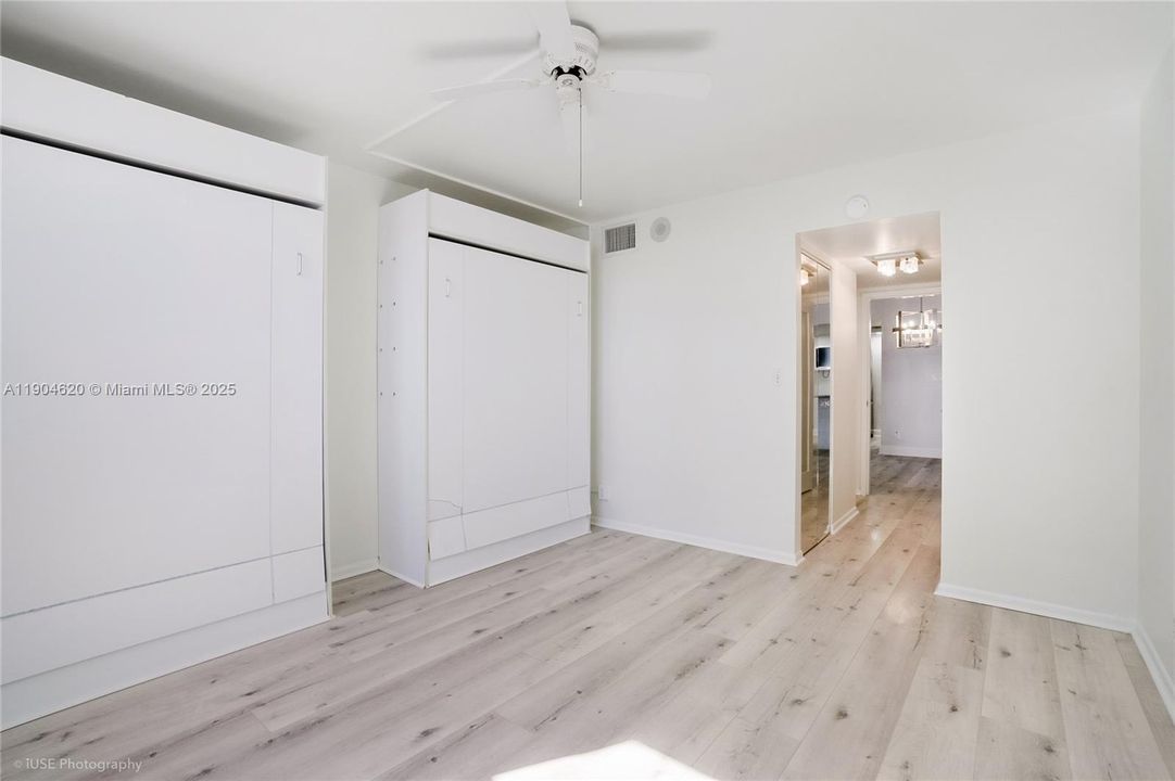 На продажу: $800,000 (2 спален, 2 ванн, 1440 Квадратных фут)