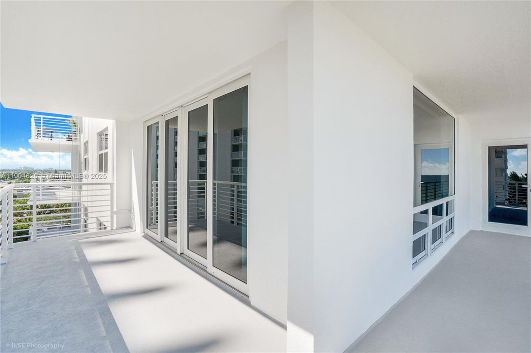 На продажу: $800,000 (2 спален, 2 ванн, 1440 Квадратных фут)