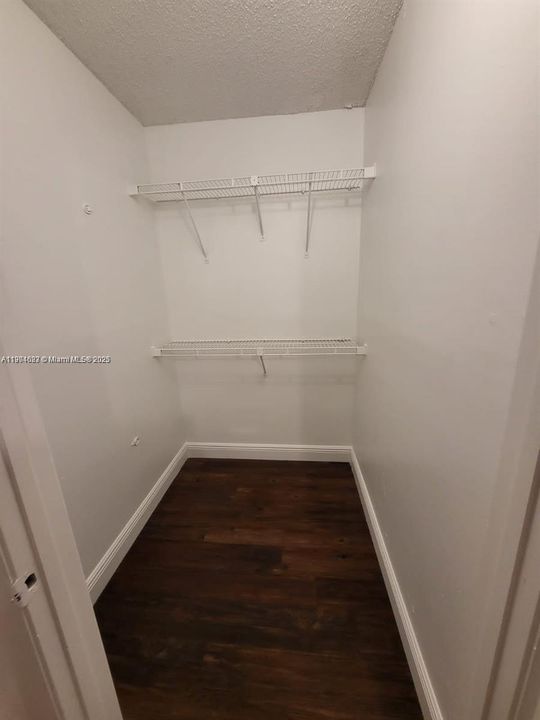 For Rent: $2,200 (2 beds, 2 baths, 1030 Square Feet)
