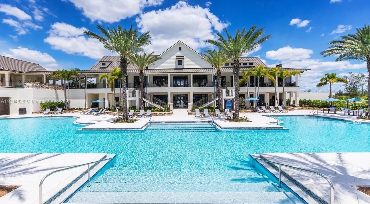 出租: $3,400 (3 贝兹, 2 浴室, 1758 平方英尺)