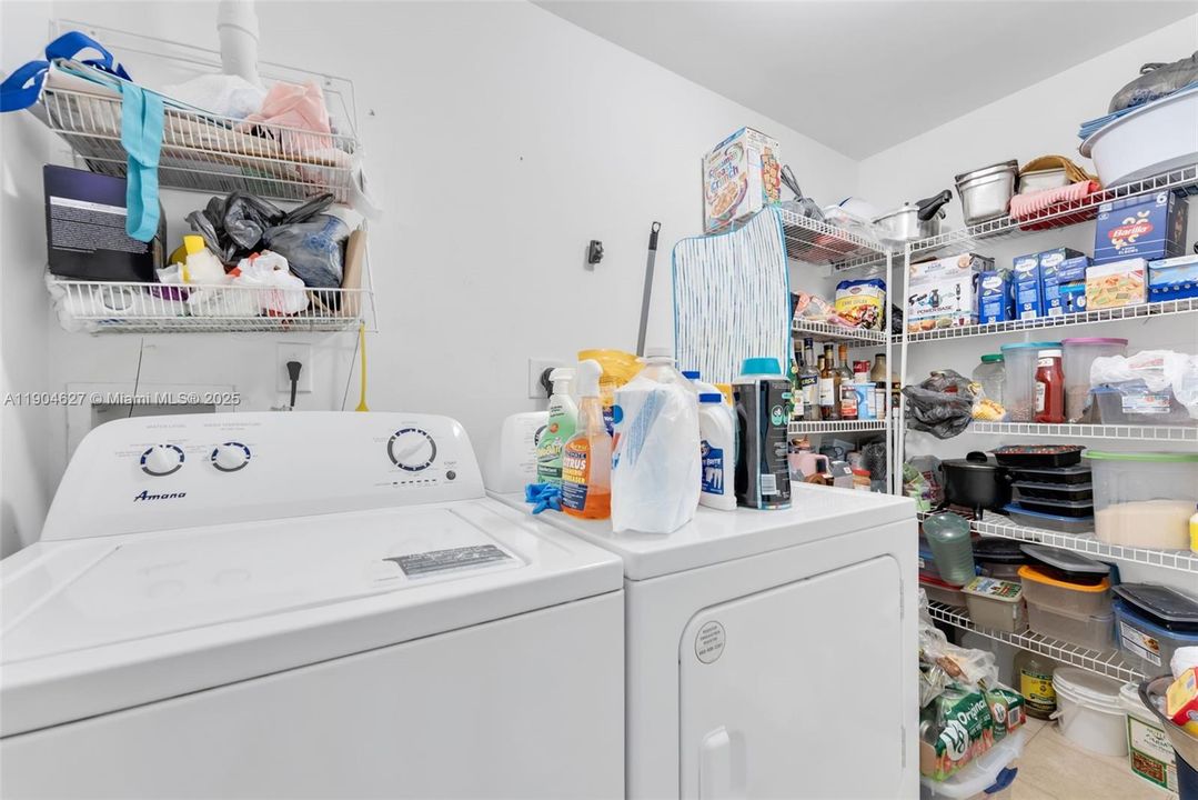 出租: $2,950 (3 贝兹, 2 浴室, 1315 平方英尺)