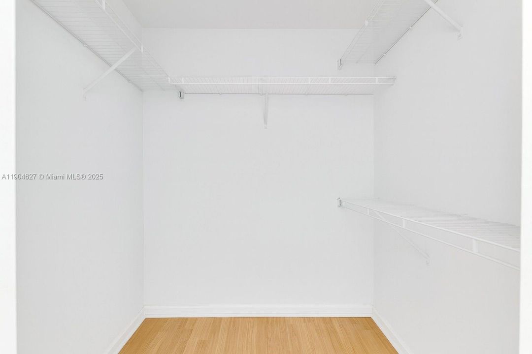 出租: $2,950 (3 贝兹, 2 浴室, 1315 平方英尺)