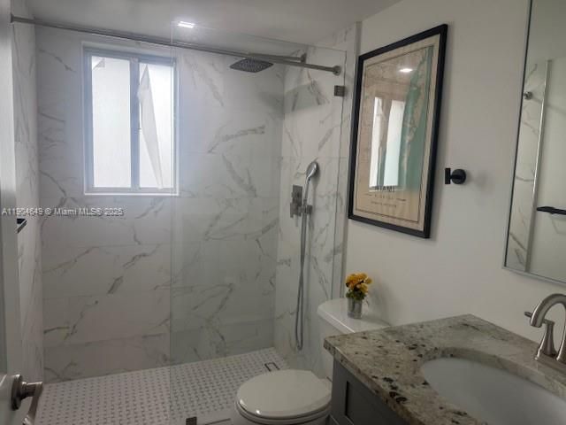 Active With Contract: $2,900 (2 beds, 2 baths, 1020 Square Feet)