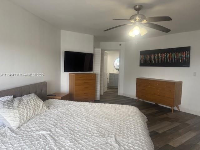 Active With Contract: $2,900 (2 beds, 2 baths, 1020 Square Feet)