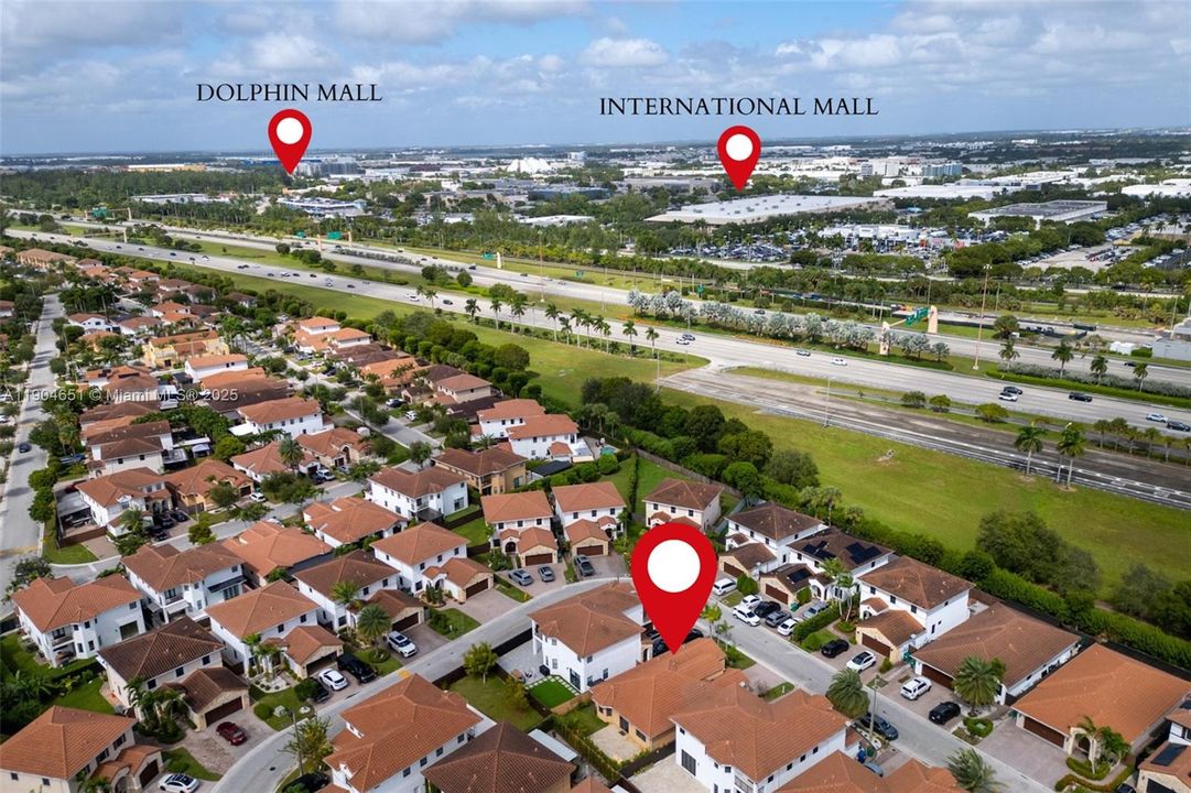 Недавно арендовано: $4,300 (3 спален, 2 ванн, 1735 Квадратных фут)