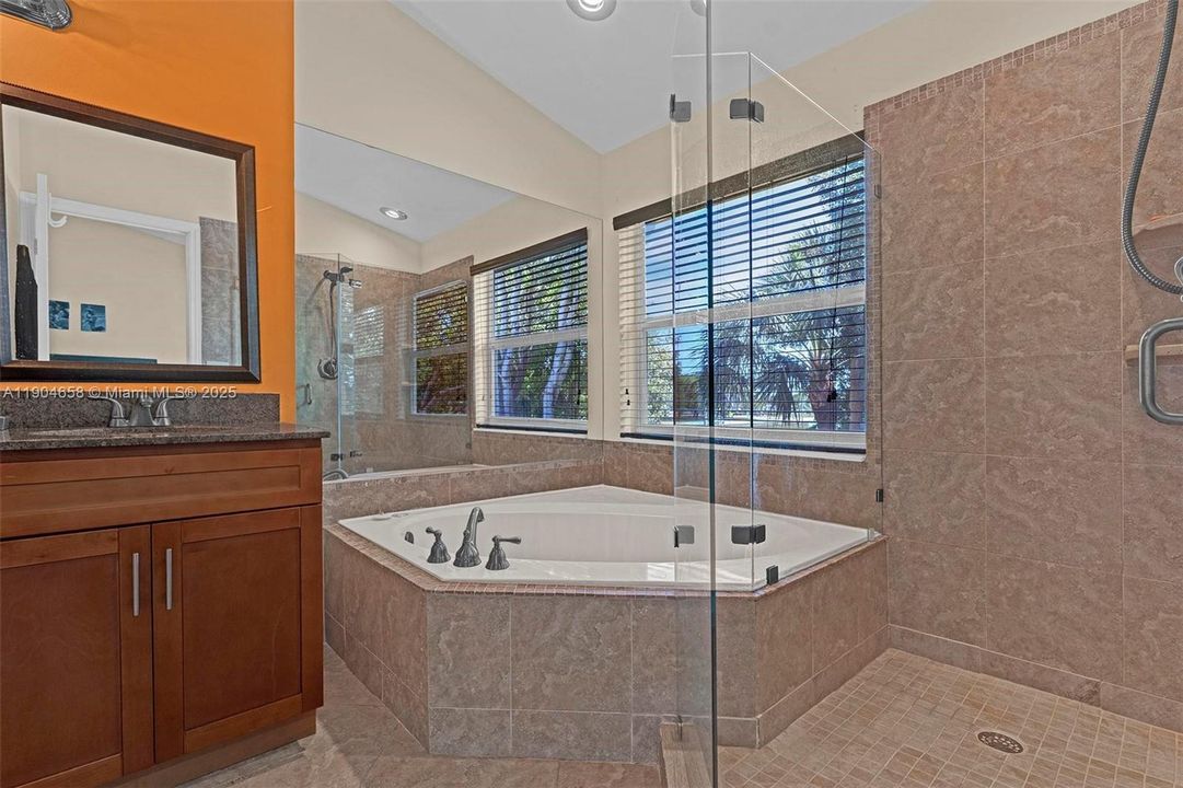 待售: $500,000 (3 贝兹, 2 浴室, 1690 平方英尺)