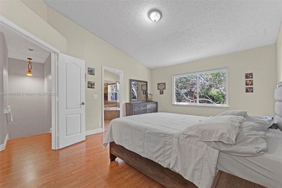 待售: $500,000 (3 贝兹, 2 浴室, 1690 平方英尺)