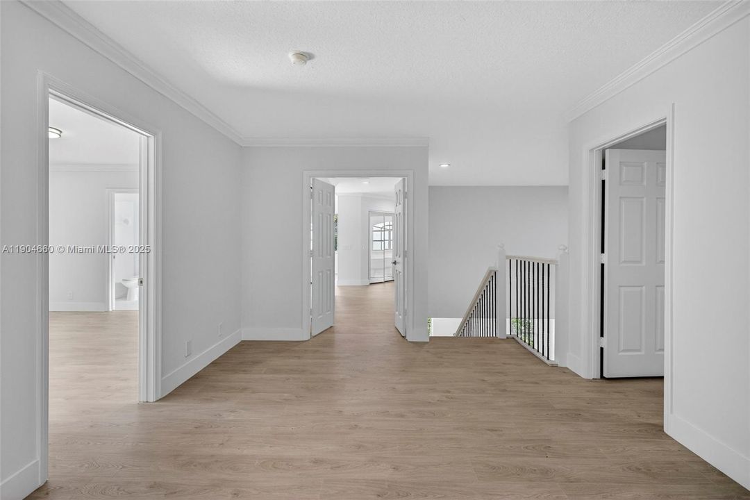 For Sale: $1,760,000 (5 beds, 5 baths, 3979 Square Feet)