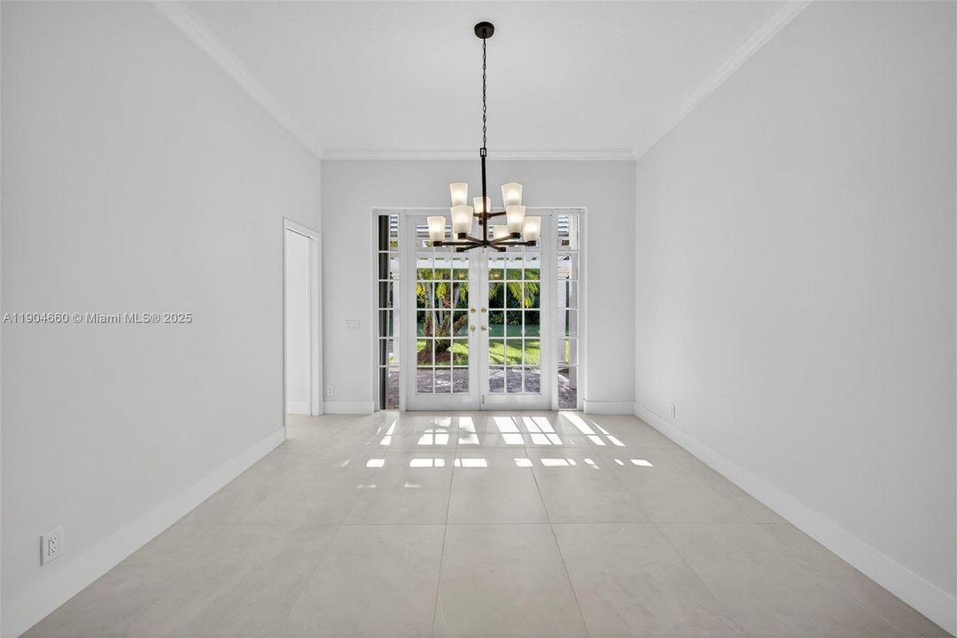 For Sale: $1,760,000 (5 beds, 5 baths, 3979 Square Feet)