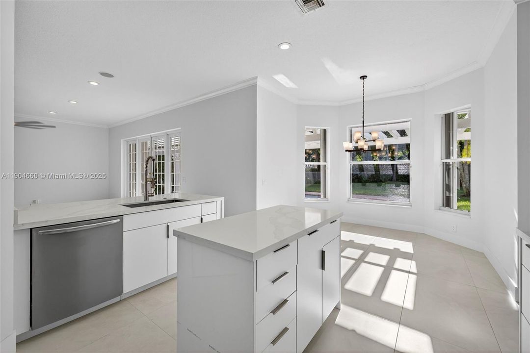 For Sale: $1,760,000 (5 beds, 5 baths, 3979 Square Feet)