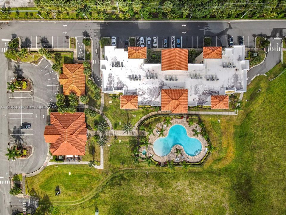 En Venta: $399,000 (3 camas, 2 baños, 1523 Pies cuadrados)