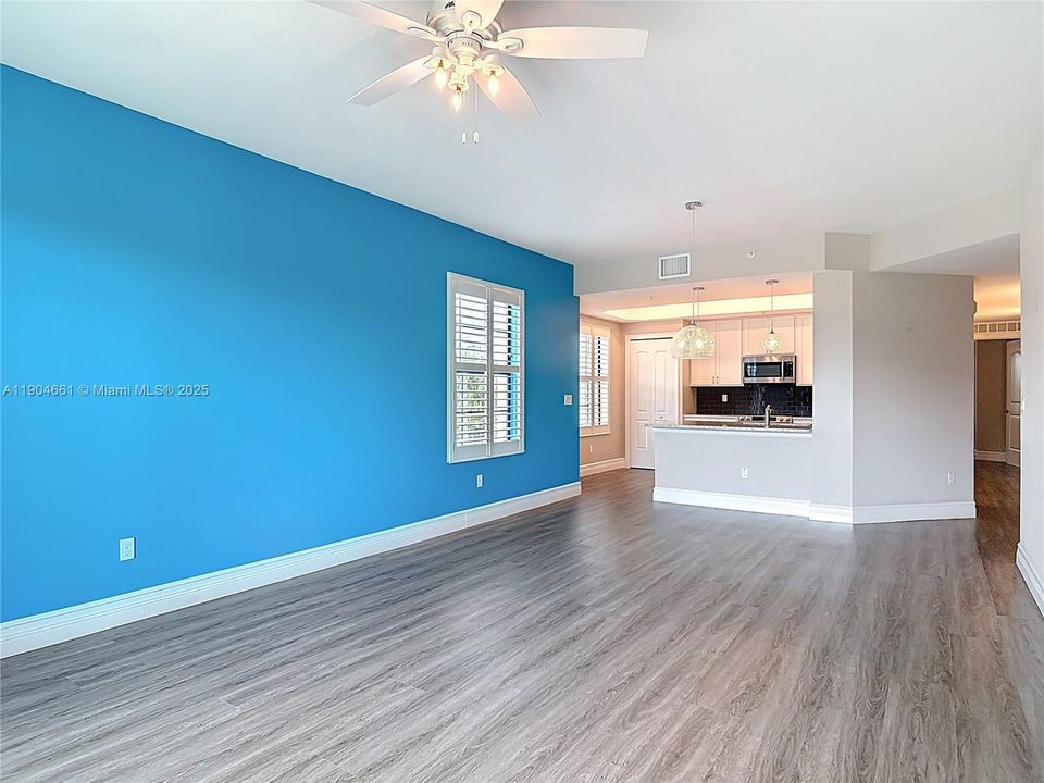 En Venta: $399,000 (3 camas, 2 baños, 1523 Pies cuadrados)