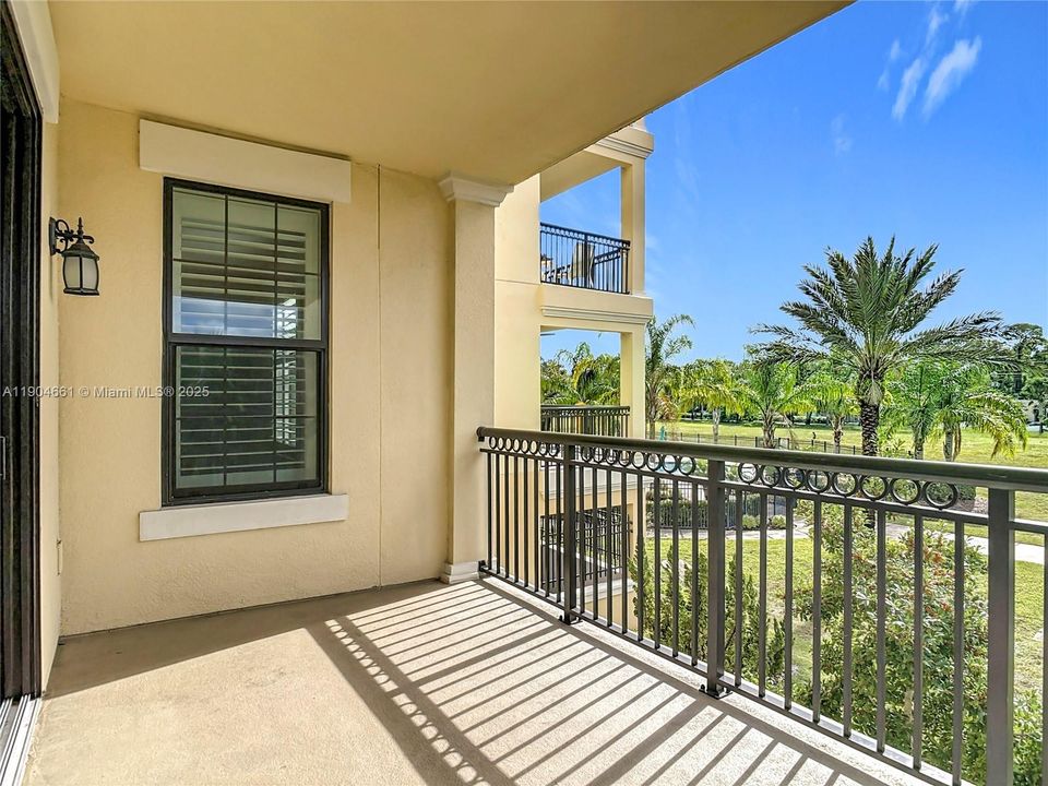 En Venta: $399,000 (3 camas, 2 baños, 1523 Pies cuadrados)