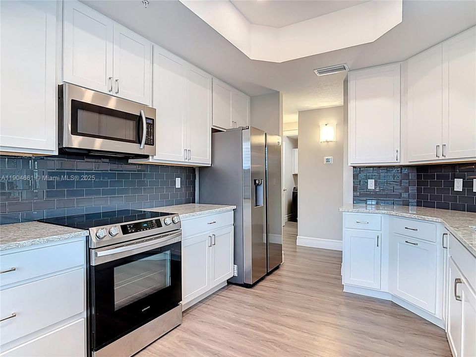 En Venta: $399,000 (3 camas, 2 baños, 1523 Pies cuadrados)