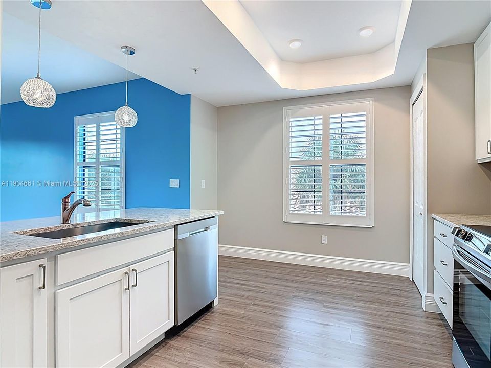 En Venta: $399,000 (3 camas, 2 baños, 1523 Pies cuadrados)