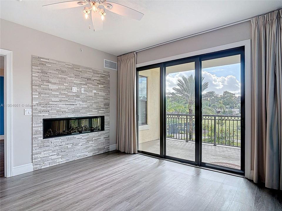 En Venta: $399,000 (3 camas, 2 baños, 1523 Pies cuadrados)