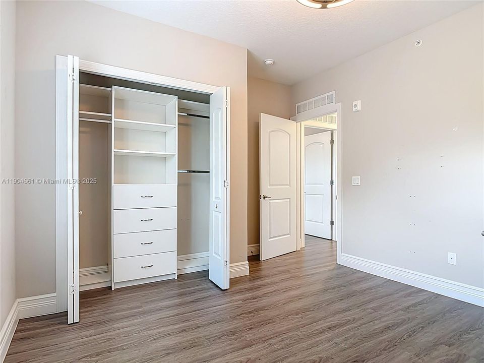 En Venta: $399,000 (3 camas, 2 baños, 1523 Pies cuadrados)