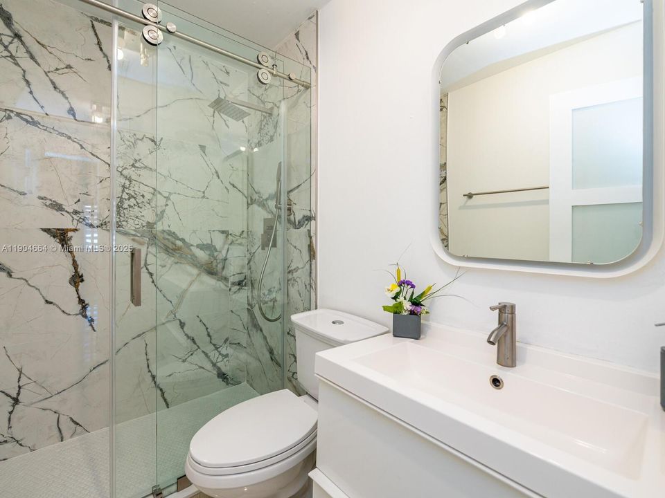 Recientemente alquilado: $3,200 (3 camas, 3 baños, 1574 Pies cuadrados)