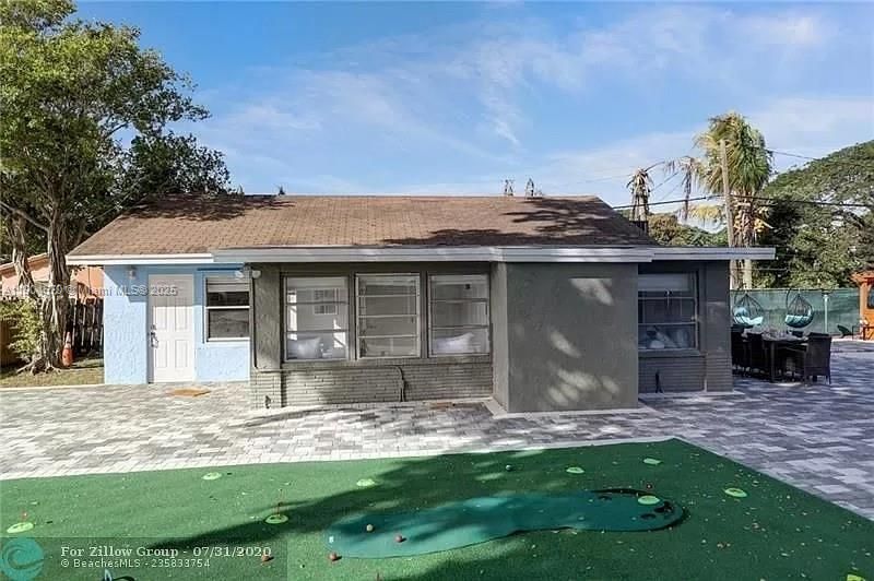 For Rent: $2,800 (3 beds, 1 baths, 1782 Square Feet)