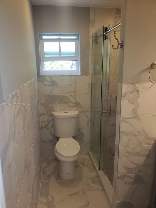 Recently Rented: $4,500 (3 beds, 2 baths, 1799 Square Feet)