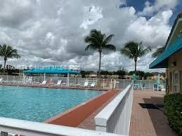 Active With Contract: $2,500 (4 beds, 3 baths, 1423 Square Feet)