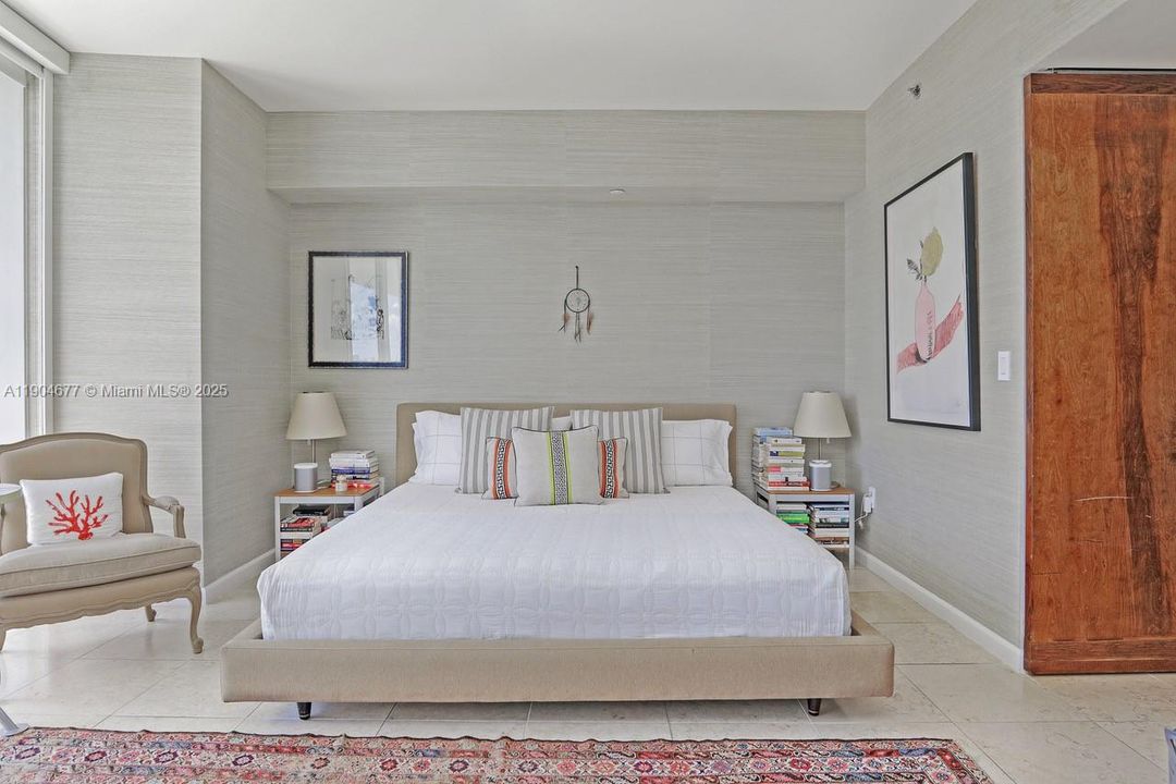 For Rent: $6,950 (3 beds, 2 baths, 2040 Square Feet)