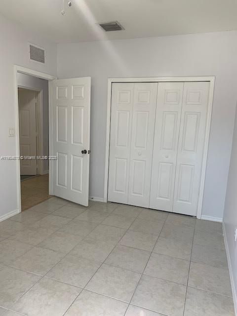 For Rent: $2,195 (2 beds, 2 baths, 1057 Square Feet)
