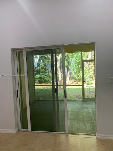 For Rent: $2,195 (2 beds, 2 baths, 1057 Square Feet)