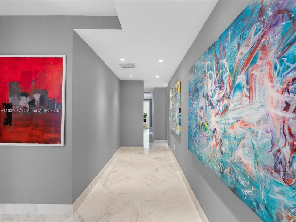 For Rent: $30,000 (3 beds, 3 baths, 4470 Square Feet)