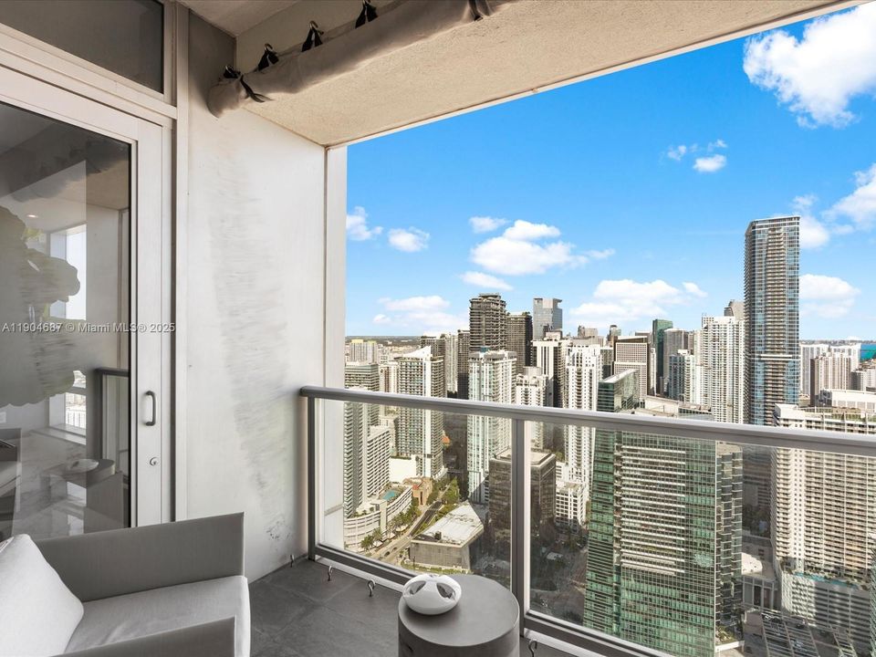 For Rent: $30,000 (3 beds, 3 baths, 4470 Square Feet)