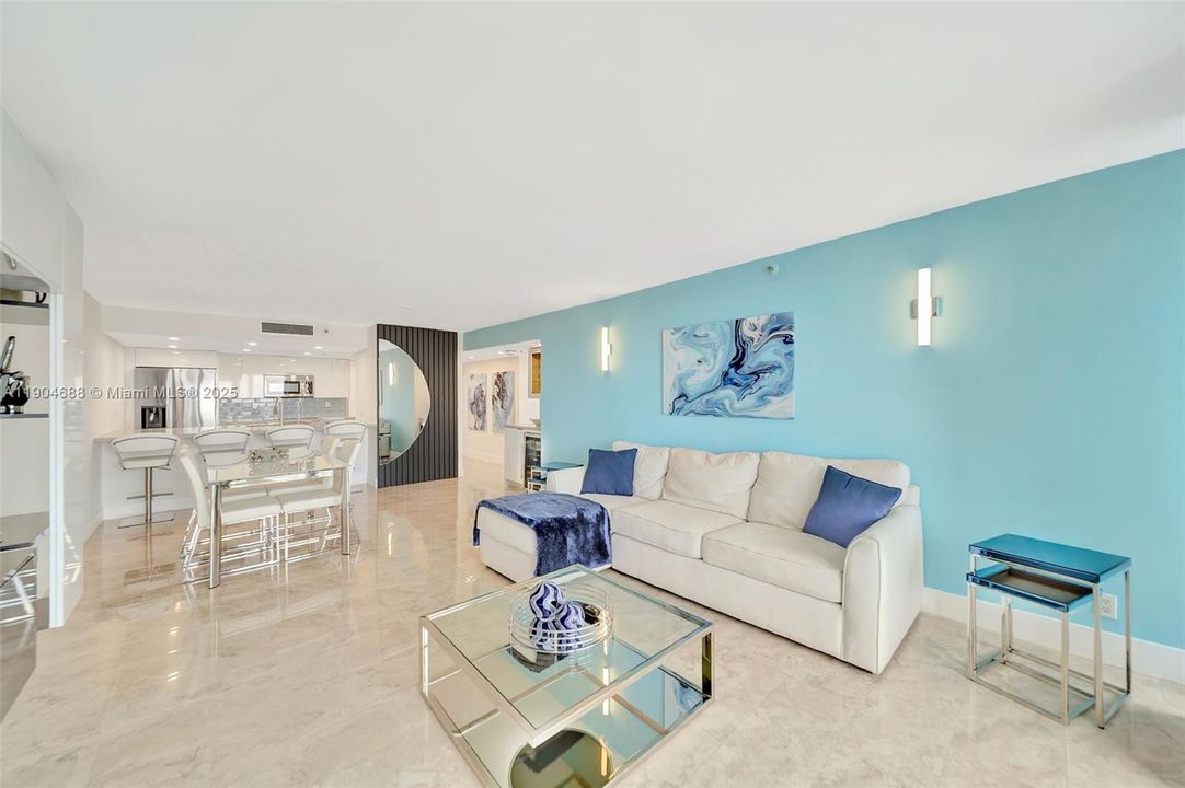 Active With Contract: $4,950 (2 beds, 2 baths, 1398 Square Feet)