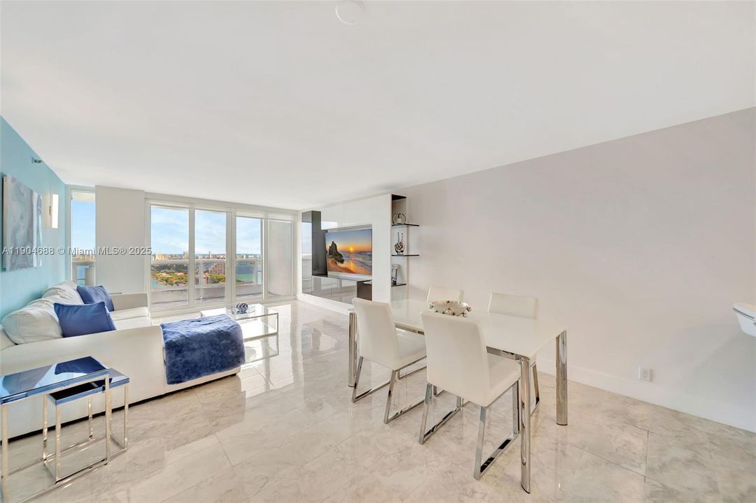 Active With Contract: $4,950 (2 beds, 2 baths, 1398 Square Feet)