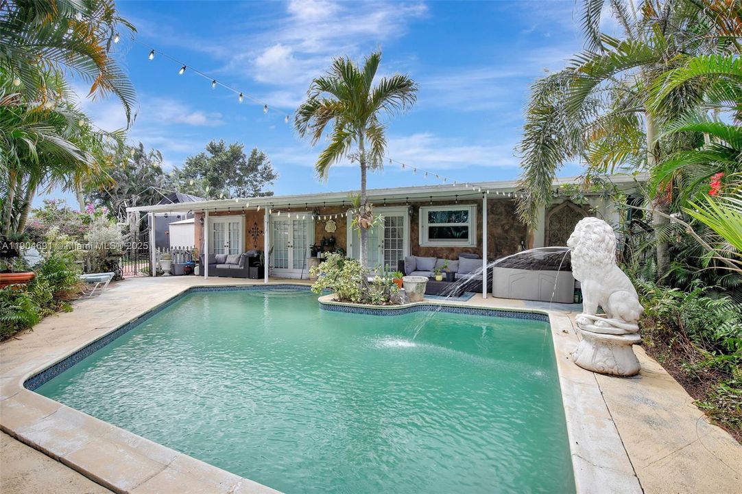 For Sale: $659,900 (4 beds, 2 baths, 2131 Square Feet)