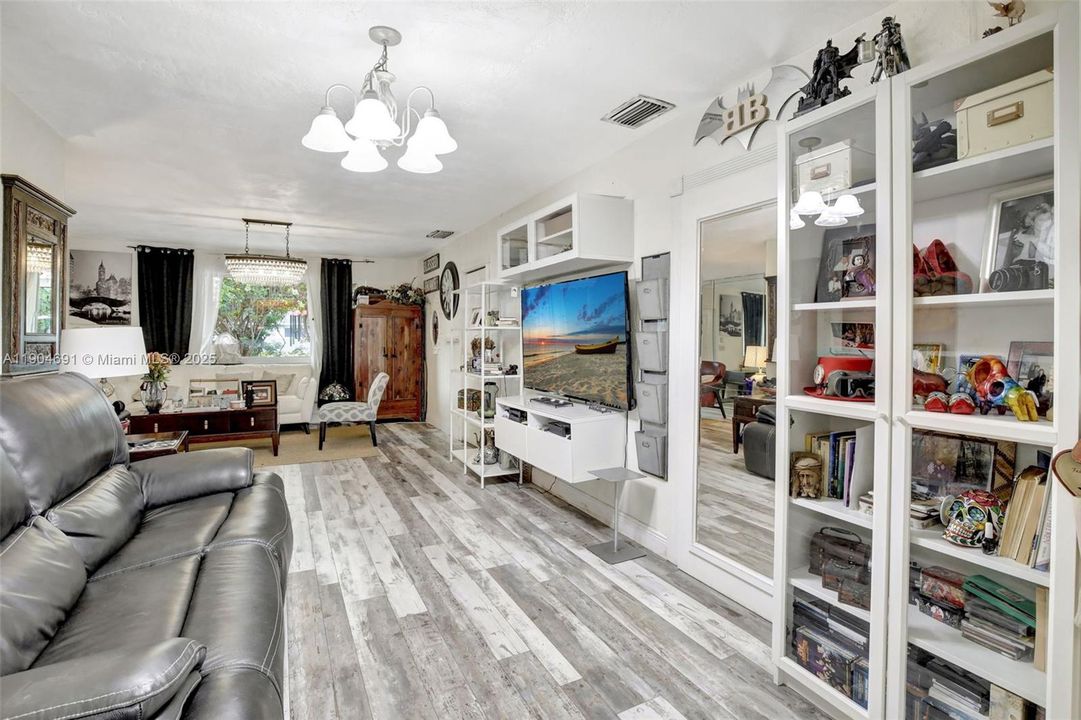 For Sale: $659,900 (4 beds, 2 baths, 2131 Square Feet)