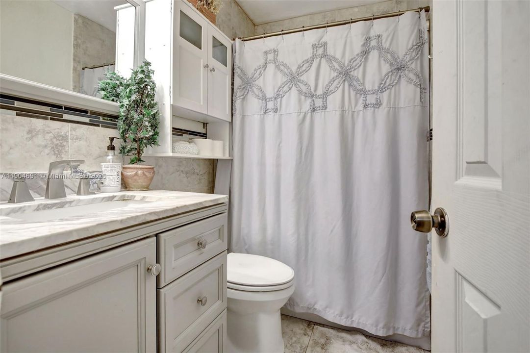 For Sale: $659,900 (4 beds, 2 baths, 2131 Square Feet)