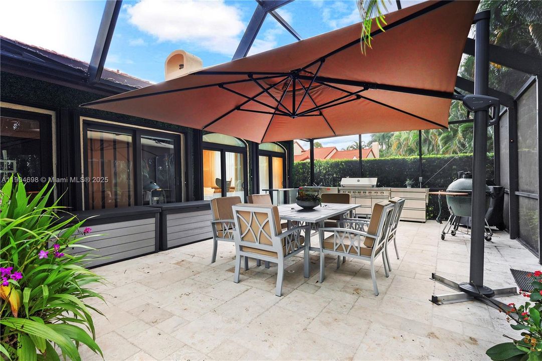 Active With Contract: $1,075,000 (3 beds, 2 baths, 2037 Square Feet)