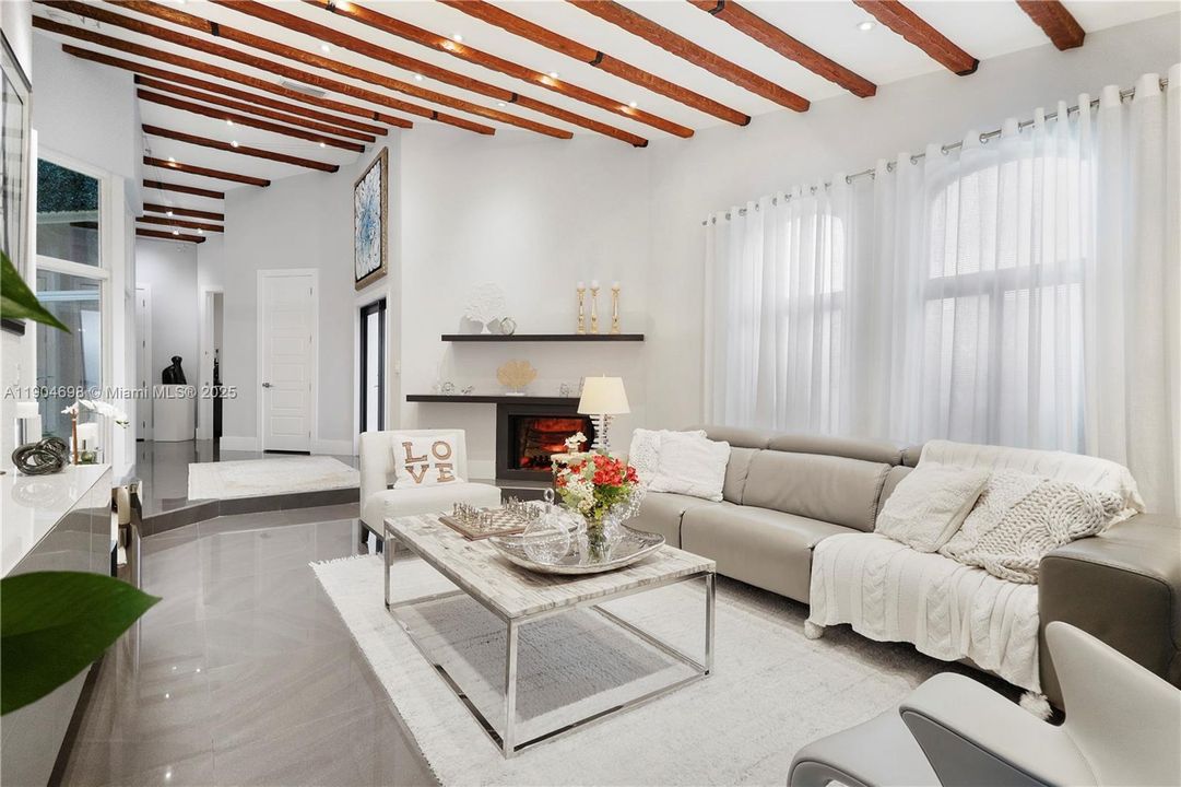 Active With Contract: $1,075,000 (3 beds, 2 baths, 2037 Square Feet)